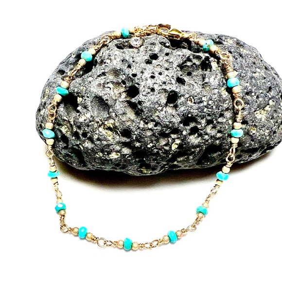 Handmade Natural Arizona Turquoise Bracelet Handcrafted 14k Yellow Gold Filled - Picture 7 of 10
